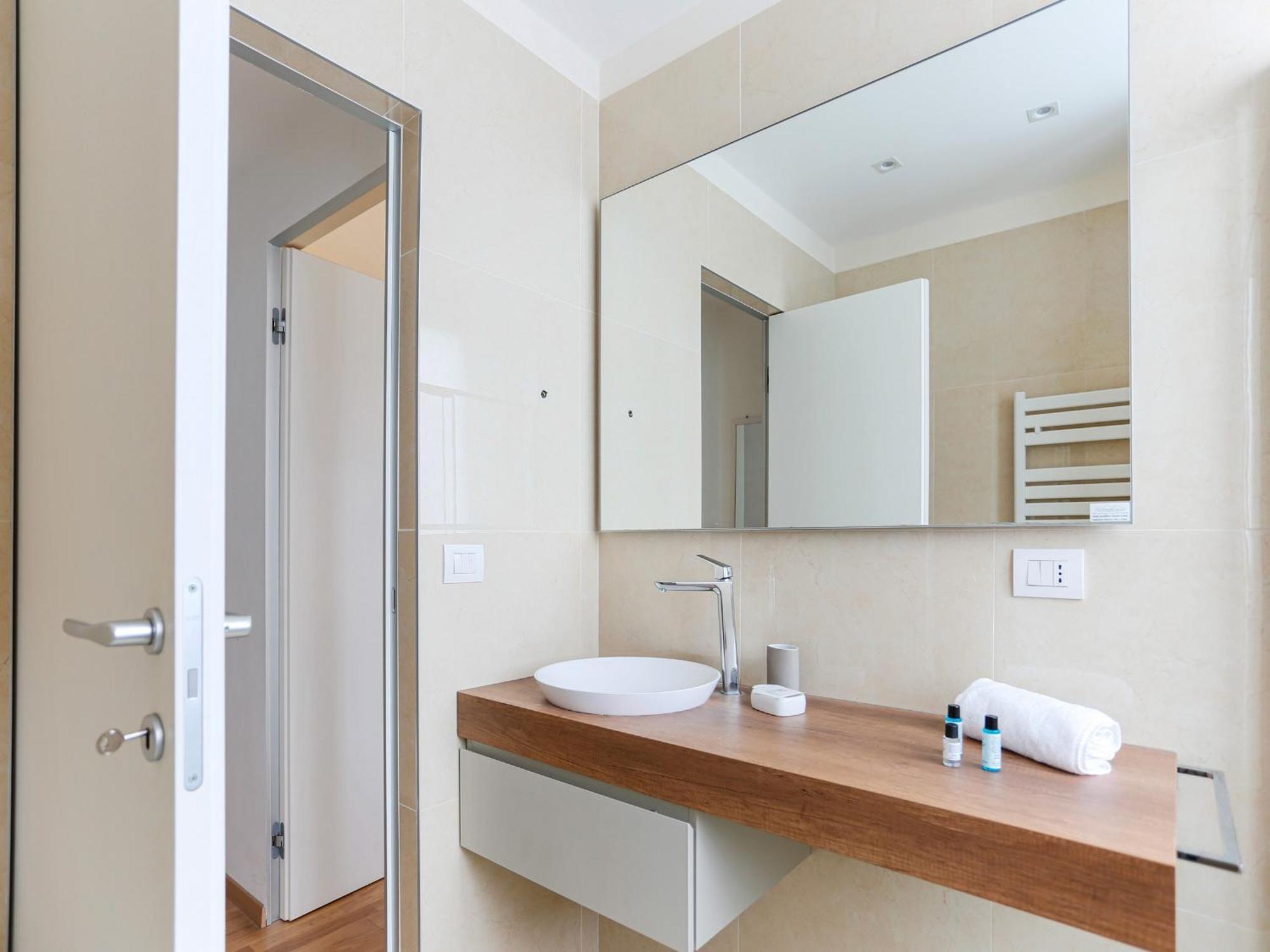 The Best Rent - Bright One-Bedroom Apartment In Corso Vittorio Emanuele II Милано Екстериор снимка
